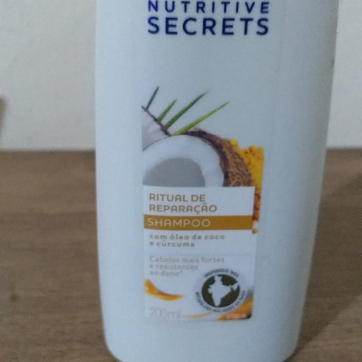 review photo of Dove Shampoo Ritual de Reparacion shared by @katiafranciele on 11 May 2022 - review