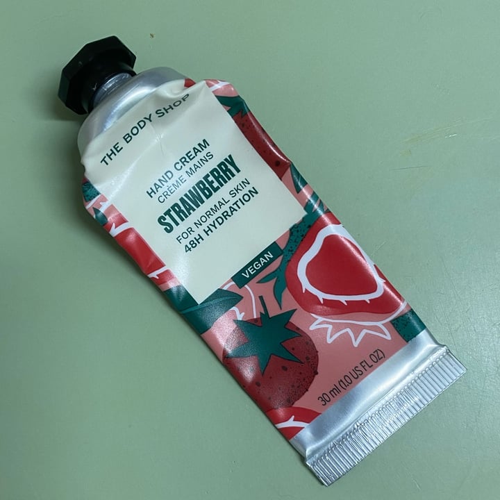 photo of The Body Shop Strawberry Hand Cream shared by @aldalima on  17 Aug 2022 - review