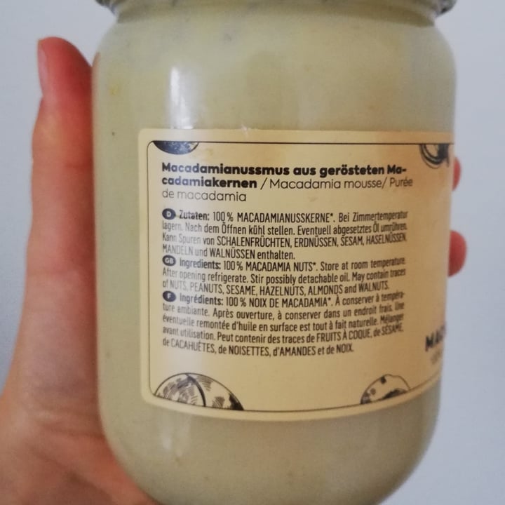 photo of Koro Macadamianussmus shared by @johannaclaudia on  24 Dec 2020 - review