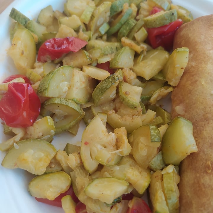 photo of La Cucina Naturale zucchine con pomodorini shared by @valy on  12 Jul 2022 - review