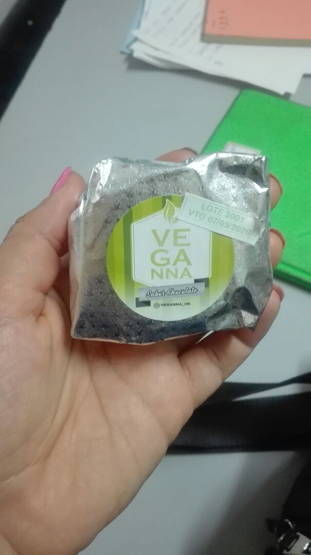 photo of Veganna Alfajor Chocolate shared by @yanel on  11 Feb 2020 - review