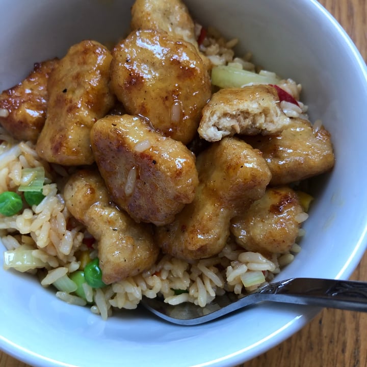 review photo of Trader Joe's Chicken-less Mandarin Orange Morsels shared by @neenacherie on 01 Oct 2021 - review
