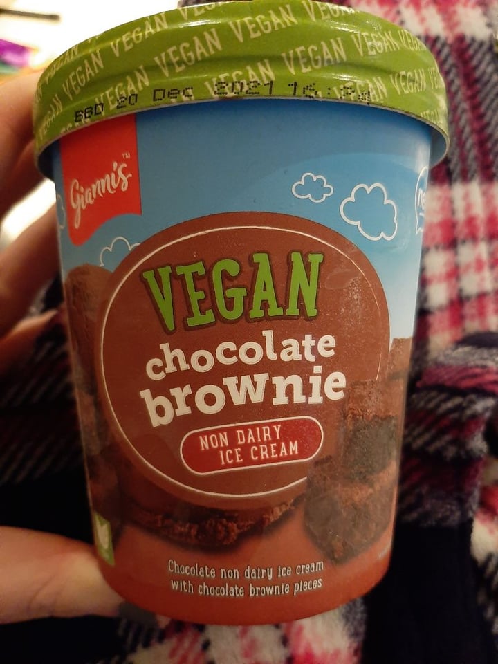 photo of Gianni's Chocolate Brownie Ice Cream shared by @marieandrews11 on  28 Jan 2020 - review