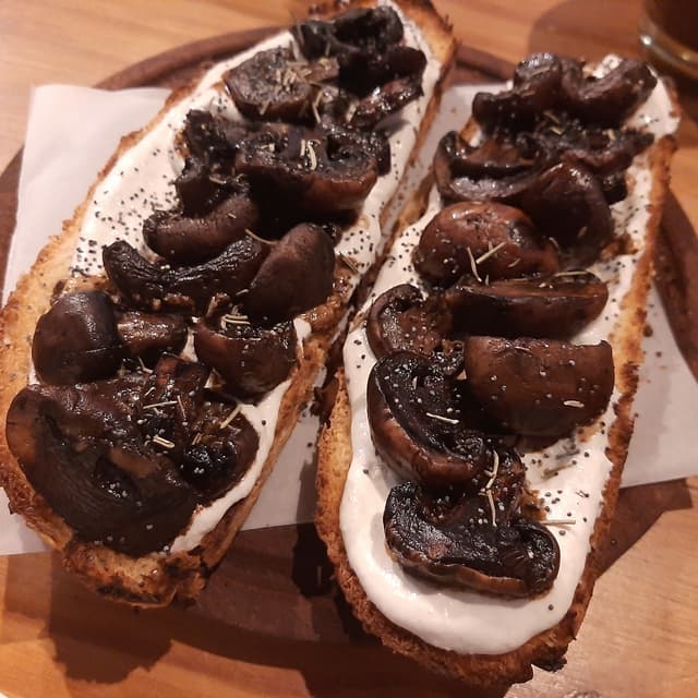 Photo of the dish “Bruschettas de champis”