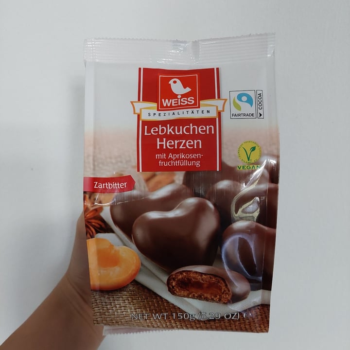 photo of Weiss Spezialitäten Lebkuchen Herzen shared by @the-vegan-way on  06 Oct 2022 - review