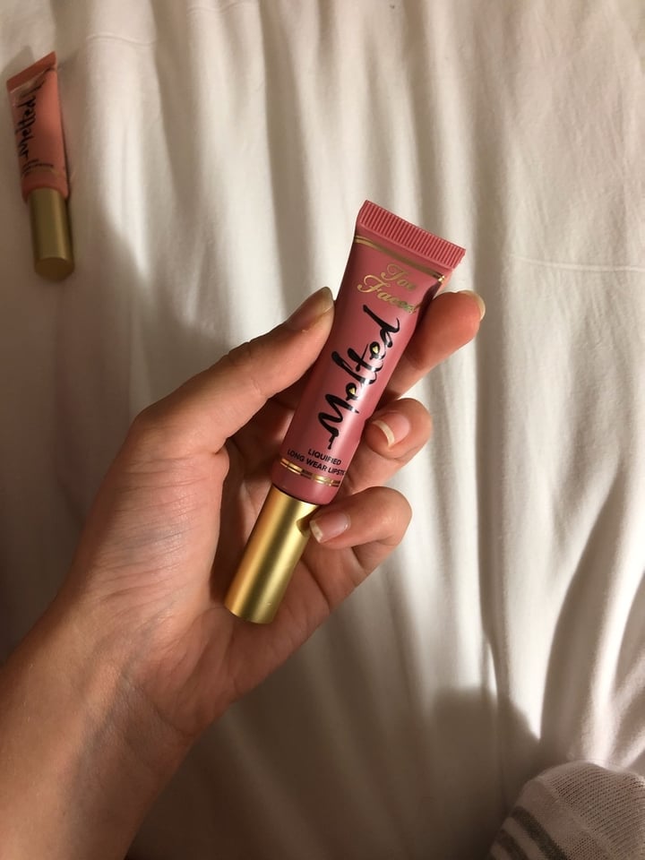 review photo of Too Faced Melted Mate shared by @abiicaputo on 20 Dec 2019 - review