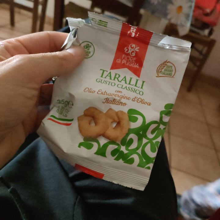 review photo of Fiore di Puglia Taralli gusto classico shared by @coccobello on 29 Jul 2022 - review
