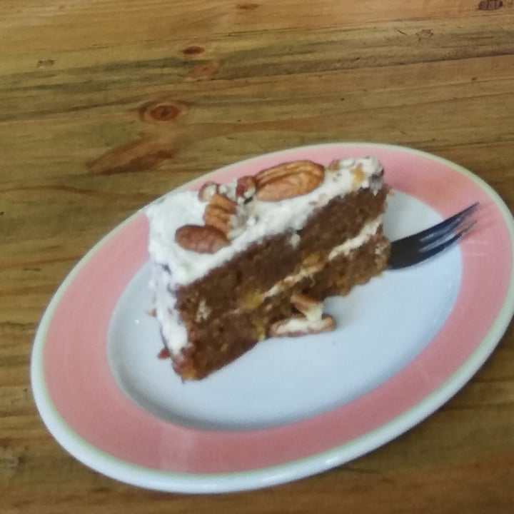 photo of Plant Carrot Cake shared by @allygreen on  01 Aug 2020 - review
