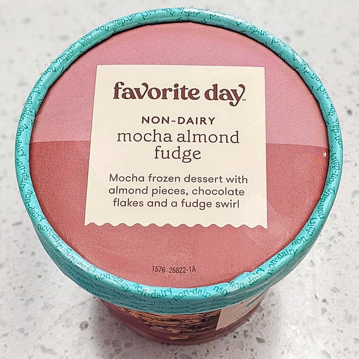photo of Favorite day Non-Dairy Mocha Almond Fudge shared by @veggieassassin on  14 Feb 2022 - review