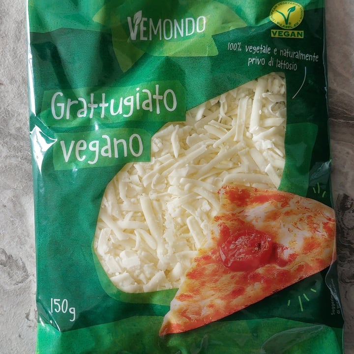 photo of Vemondo Grattugiato Vegano shared by @violab on  13 Mar 2022 - review