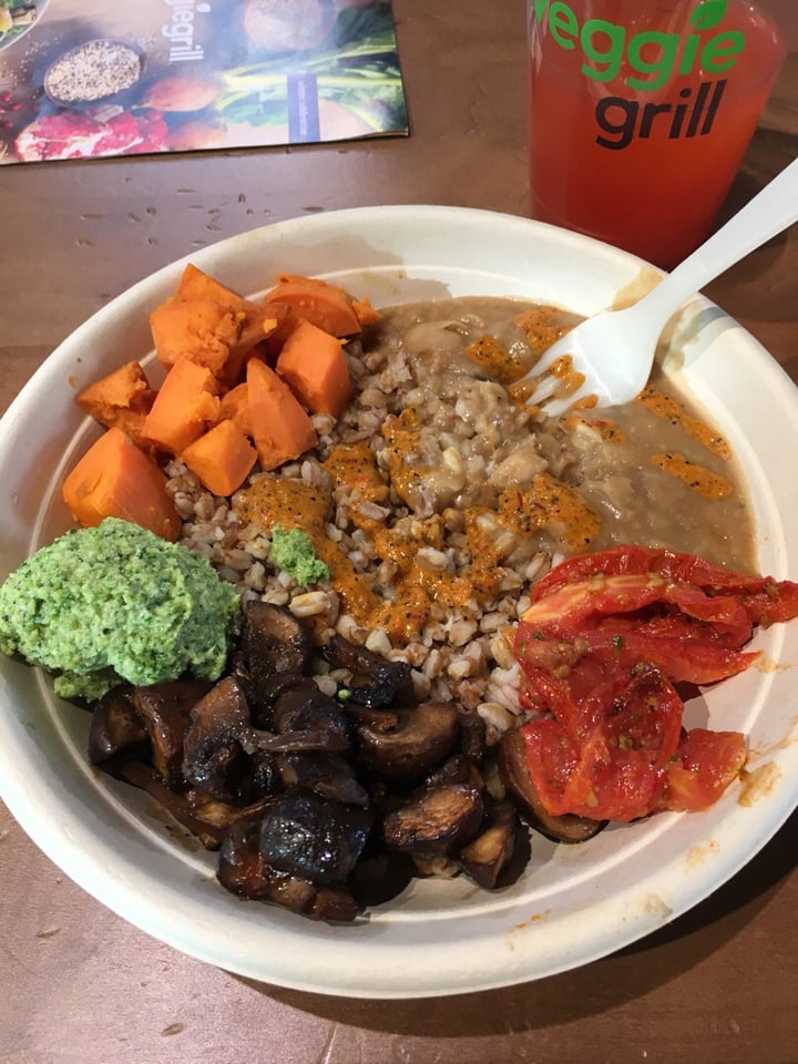 review photo of Veggie Grill Rustic Farm Bowl shared by @veghui on 29 Dec 2018 - review