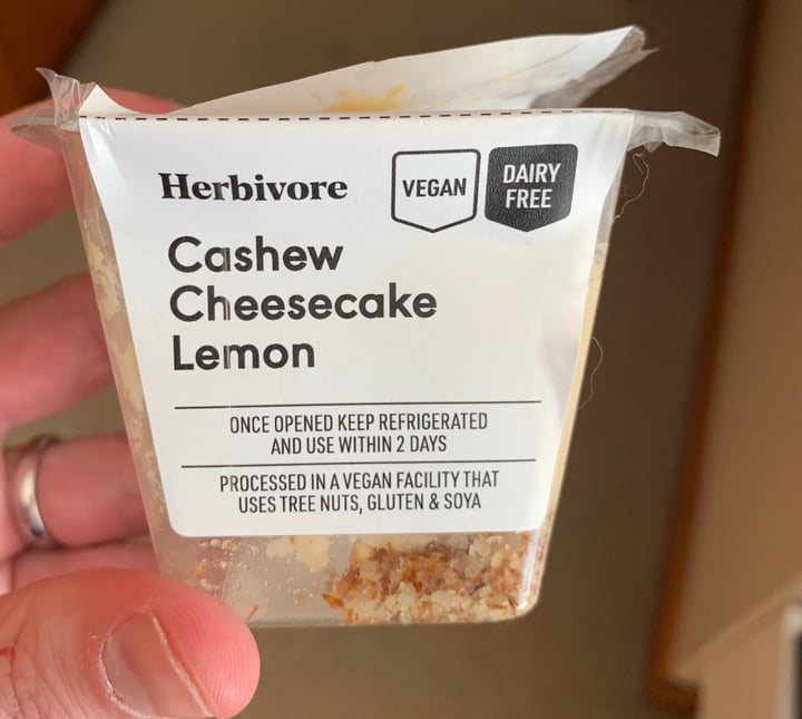 photo of Herbivore Cashew Cheesecake Lemon shared by @stuartdyer on  16 May 2020 - review