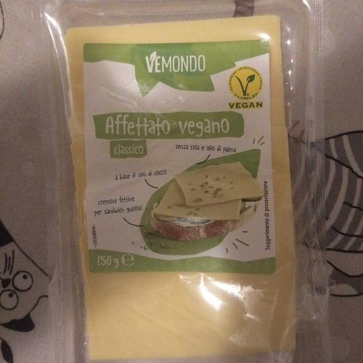 review photo of Vemondo Affettato Vegano Classico shared by @noraeleoo on 02 Dec 2021 - review