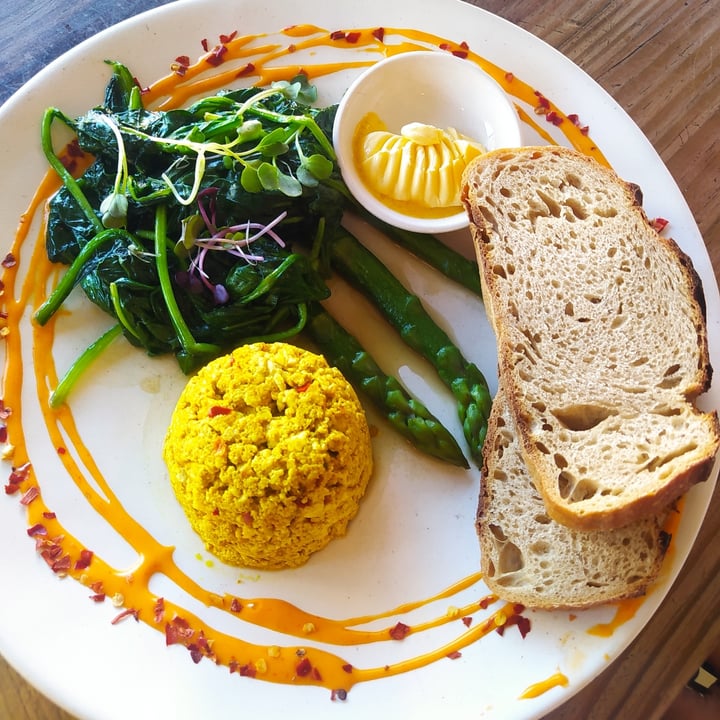 review photo of The Conscious Kitchen Scrambled Spicy Tofu On Toast shared by @yasmien007 on 01 Nov 2022 - review