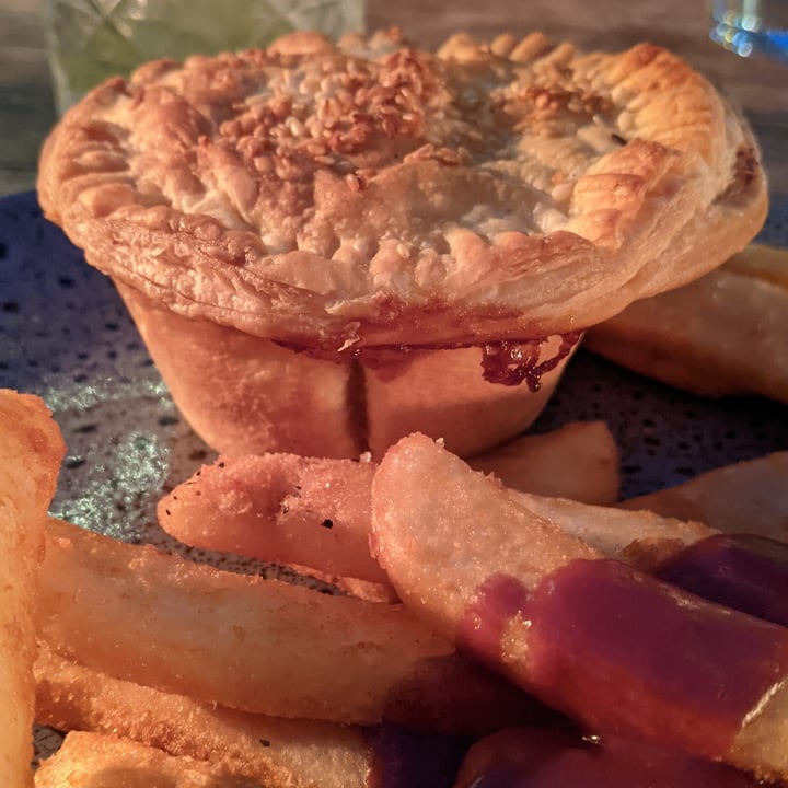 photo of Mockingbird Mince and Cheese Pie shared by @vishika on  11 Sep 2021 - review