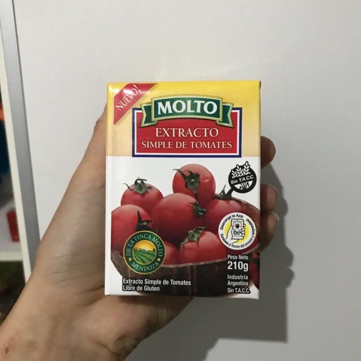 review photo of Molto Extracto simple de tomates shared by @clarisamisseri on 01 Sep 2021 - review