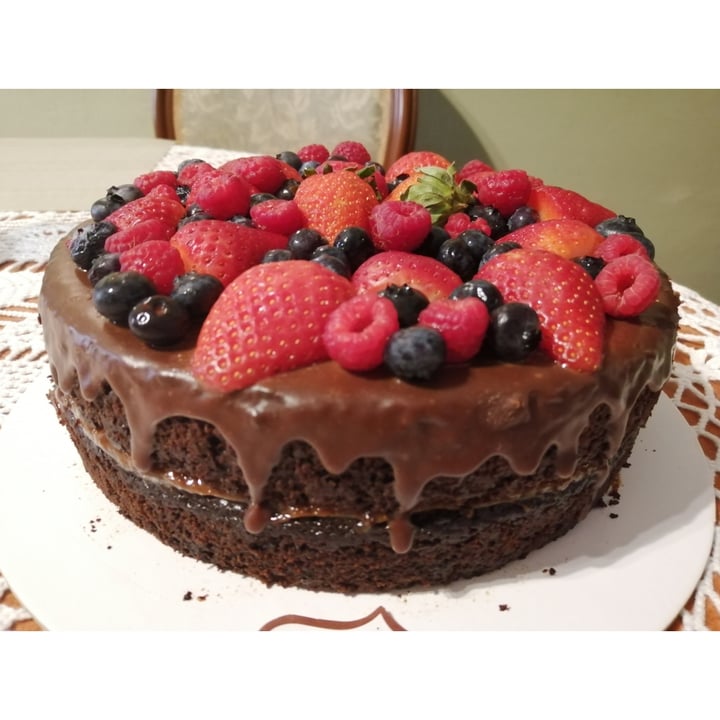 review photo of Airampo Natural Bakeshop Torta de Chocolate con Frutos del Bosque shared by @irenic on 19 Mar 2021 - review