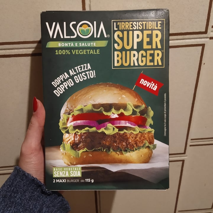 photo of Valsoia L’irresistible Super Burger shared by @saramazzetti on  30 Dec 2020 - review