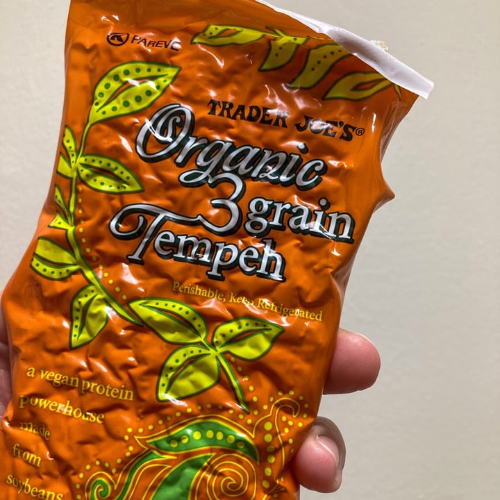 photo of Trader Joe's Organic 3 Grain Tempeh shared by @alleycatz on  01 Oct 2021 - review