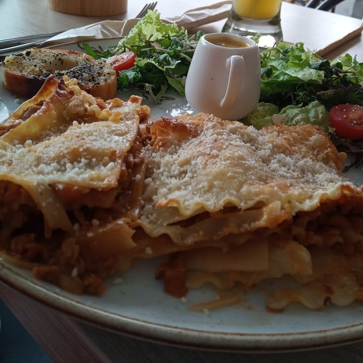 photo of Gigi`s Restaurante Vegano Lasaña shared by @mauardila on  13 Jul 2022 - review