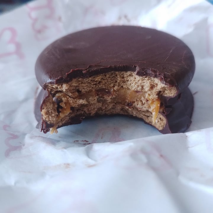 photo of Aiki Alfajor helado Manjar shared by @franciwi on  07 Jul 2022 - review