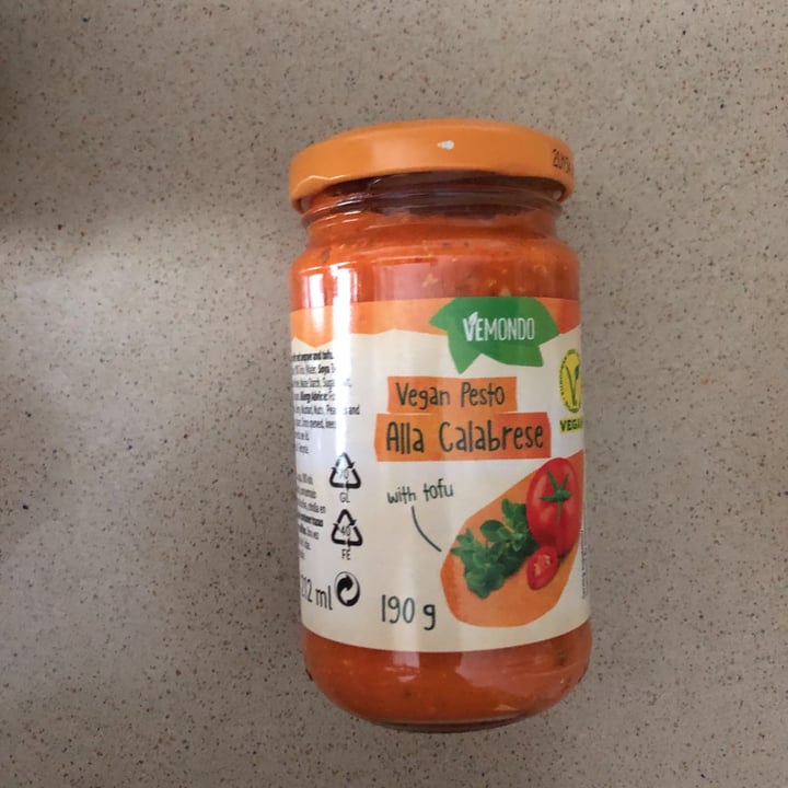 review photo of Vemondo Vegan pesto Alla Calabrese shared by @a01007 on 22 Jul 2021 - review