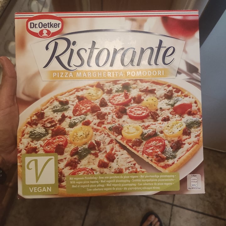 review photo of Ristorante (Dr. Oetker) Pizza Margherita Pomodori shared by @robertosauvage on 11 Feb 2022 - review