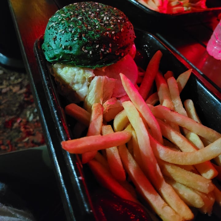 review photo of Williamsburg Beyond Willy shared by @elielieli on 22 Sep 2021 - review