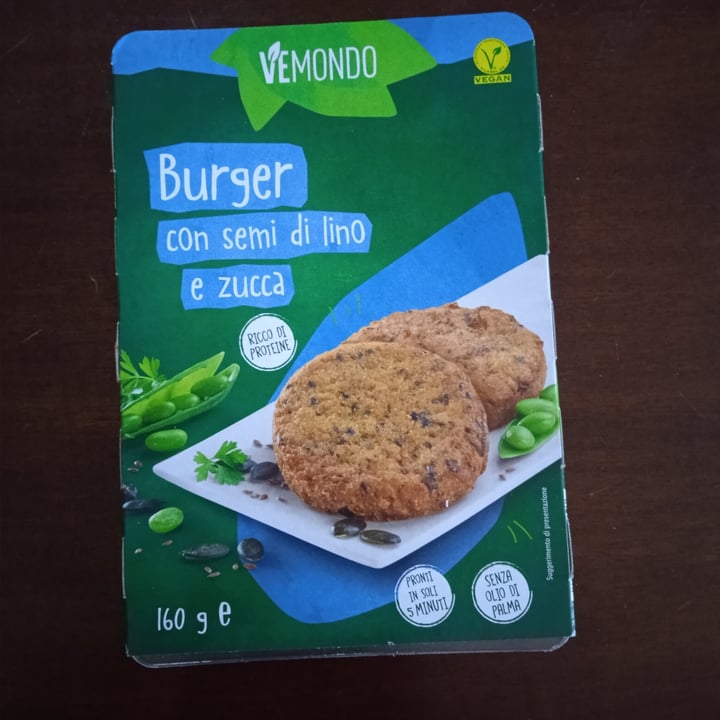 review photo of Vemondo 2 burger con semi di lino e zucca shared by @meme23 on 12 May 2022 - review