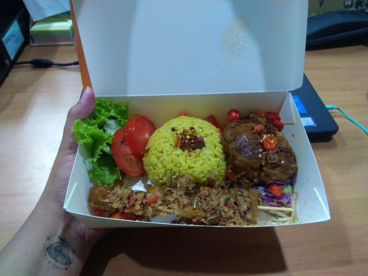 photo of Burgreens Mall of Indonesia Vegan Rendang Platter with Sauteed Bean Sprouts shared by @philocoffee on  16 Dec 2019 - review