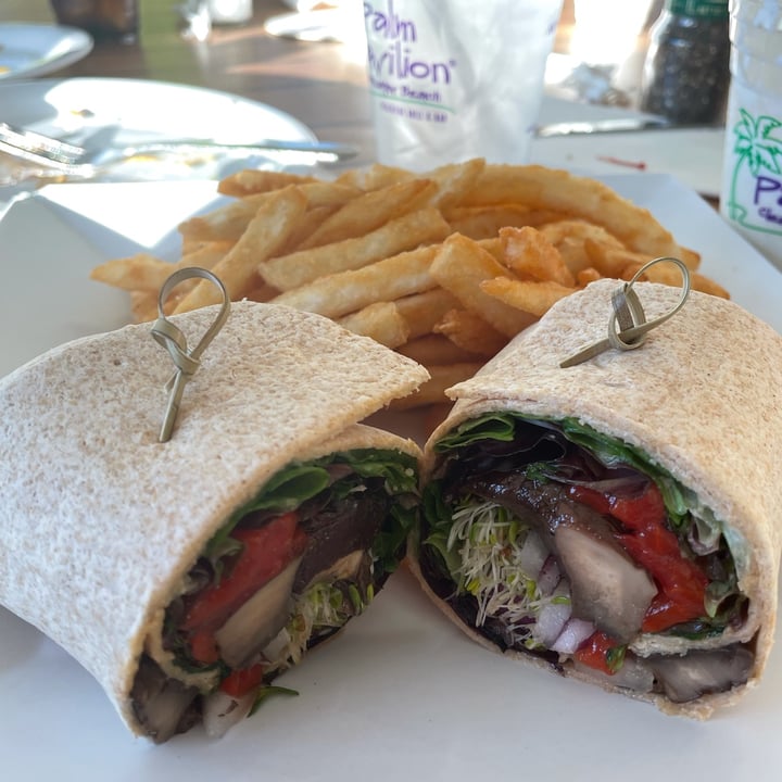 photo of Palm Pavilion Beachside Grill & Bar Hommus Wrap shared by @blc1234 on  02 Jan 2022 - review