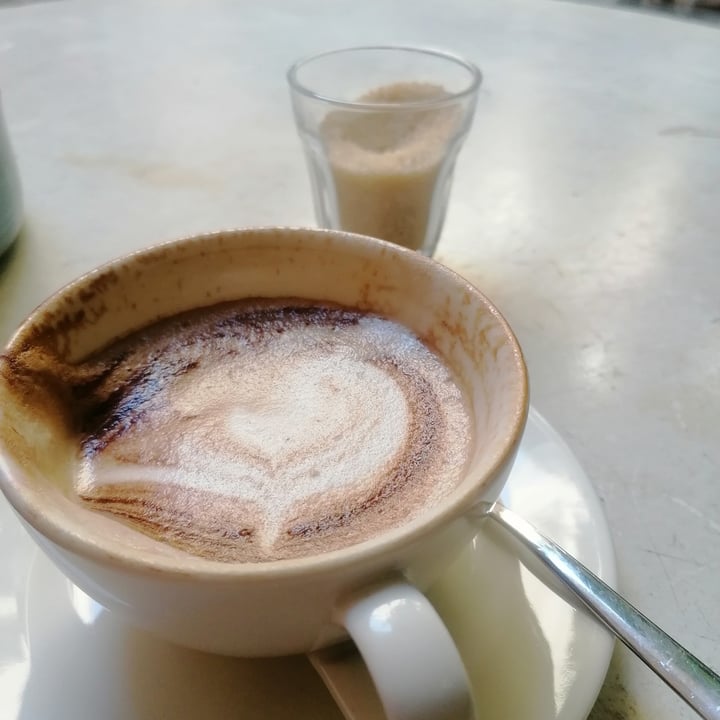 photo of SIP cappuccino with almond milk shared by @lagatta86 on  04 Jul 2022 - review