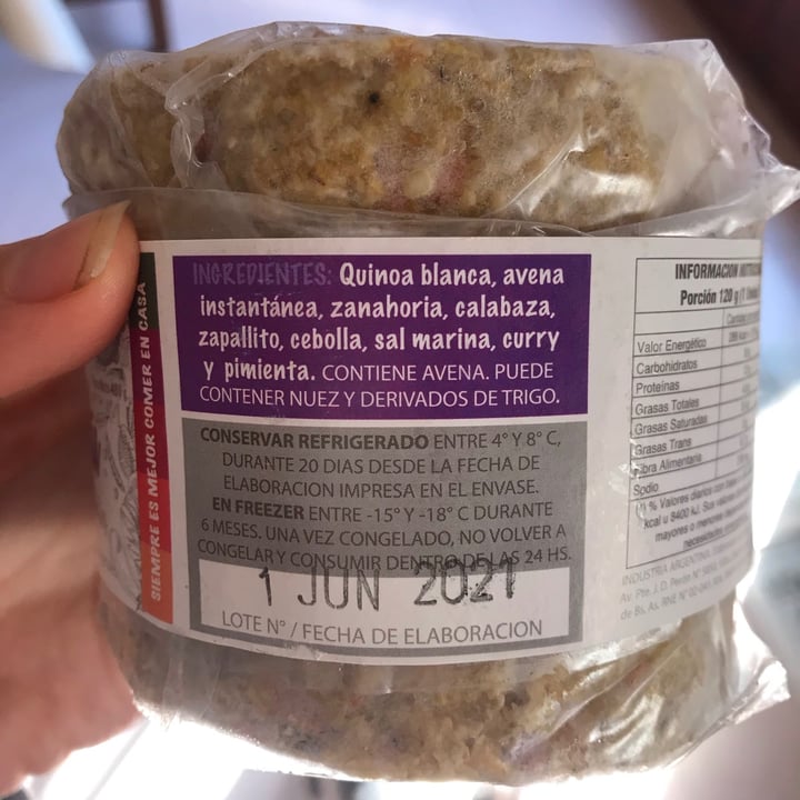 photo of Casa Vegana Medallones de quinoa al curry hindú shared by @candeeev on  16 Jul 2021 - review