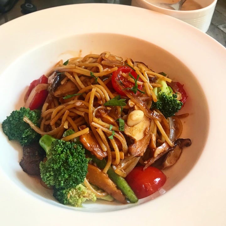 review photo of Wing's Kitchen 意大利陳醋燴意粉 Spaghetti with Balsamic shared by @vegmap on 01 Aug 2020 - review