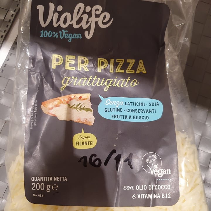 photo of Violife Grattugiato per pizza shared by @myriad on  18 Nov 2022 - review
