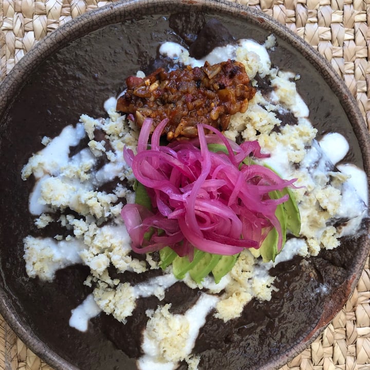 review photo of Na Tlali Enfrijoladas shared by @carigabilondo on 25 Aug 2021 - review