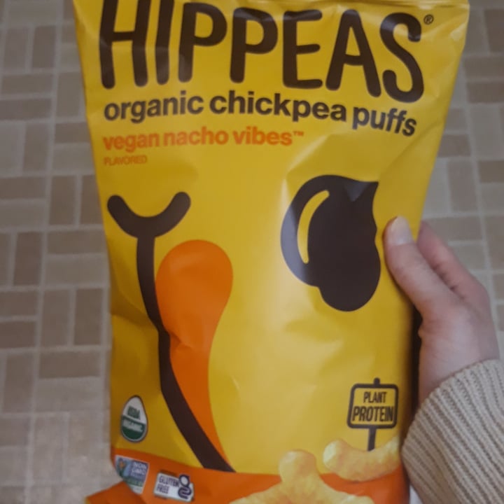 photo of Hippeas Nacho Vibes Organic Chickpea Puffs shared by @hannahamell on  24 Apr 2022 - review