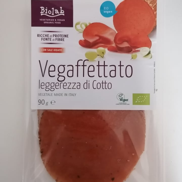 photo of Biolab Affettato vegano leggerezza di cotto shared by @ttangos on  24 Apr 2022 - review