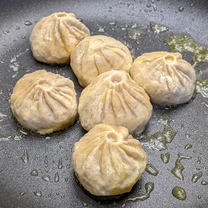 photo of Himalayan Momo Vegan Nepalese Style Dumplings shared by @veggieassassin on  27 Sep 2022 - review