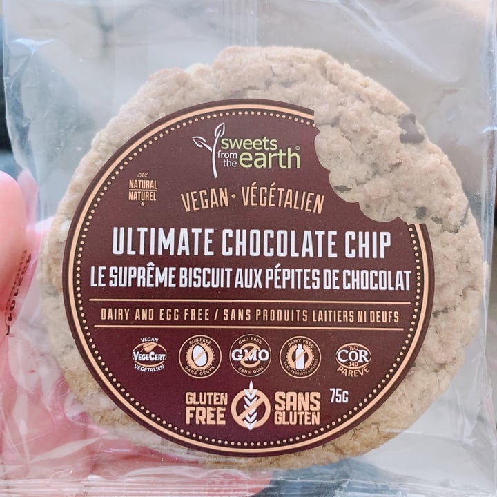 review photo of Sweets from the Earth Ultimate Chocolate Chip Cookie shared by @strawbunnie on 27 Feb 2021 - review