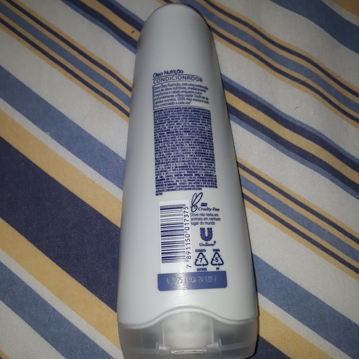 review photo of Dove condicionador cabelos secos shared by @rogeria on 29 Jul 2022 - review