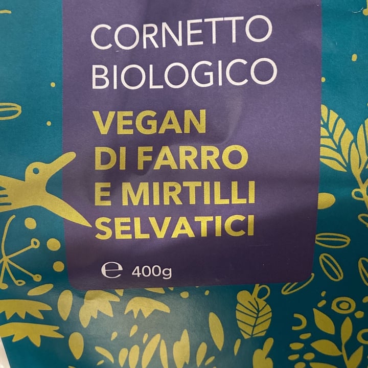 photo of Opera waiting Croissant Biologico Farro E Mirtillo shared by @sa77thi on  12 Dec 2022 - review