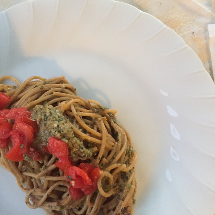 photo of Fattoria e Agriturismo La Capra Campa Spaghetti Integrali con pesto di portulaca, noci e pomodorini freschi shared by @ilaveg30 on  08 Nov 2022 - review
