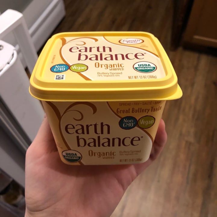 photo of Earth Balance Organic Whipped Buttery Spread shared by @lauren0gden on  05 May 2020 - review