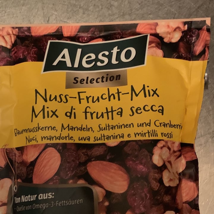 photo of Alesto Dried mixed fruits shared by @carlottaaa on  13 Mar 2022 - review