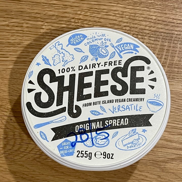 review photo of Sheese Sheese 100% Dairy Free shared by @anoifkralc on 14 Jun 2021 - review