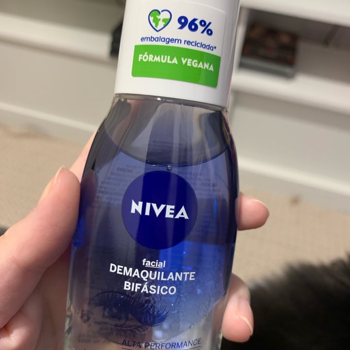photo of Nivea Demaquilante Bifásico shared by @osmarinabp on  08 May 2022 - review