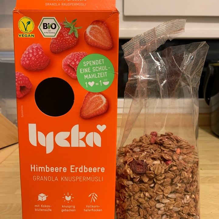 review photo of Lycka Himbeere Erdbeere Granola Knuspermüsli shared by @yoshin on 15 Nov 2021 - review