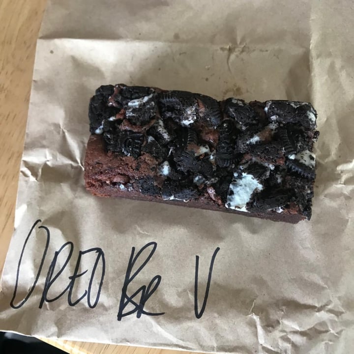 photo of Coffee in the Wood Vegan Oreo brownie shared by @mrboyle on  26 Aug 2020 - review