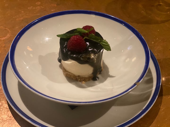 review photo of Flax&Kale White miso ginger cheesecake shared by @coque on 14 Dec 2019 - review